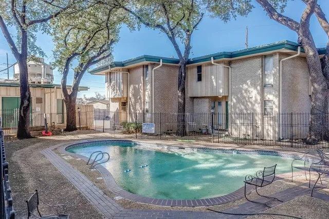 $1,600 | 954 South Weatherred Drive, Richardson, TX 75080