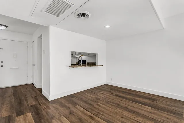 $1,600 | 954 South Weatherred Drive, Richardson, TX 75080