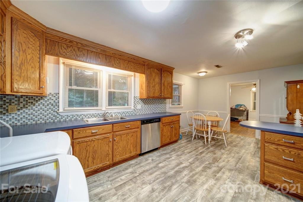 701 North Rocky River Road Monroe, NC 28110 - Photo 6 of 24 Gallery Image 6