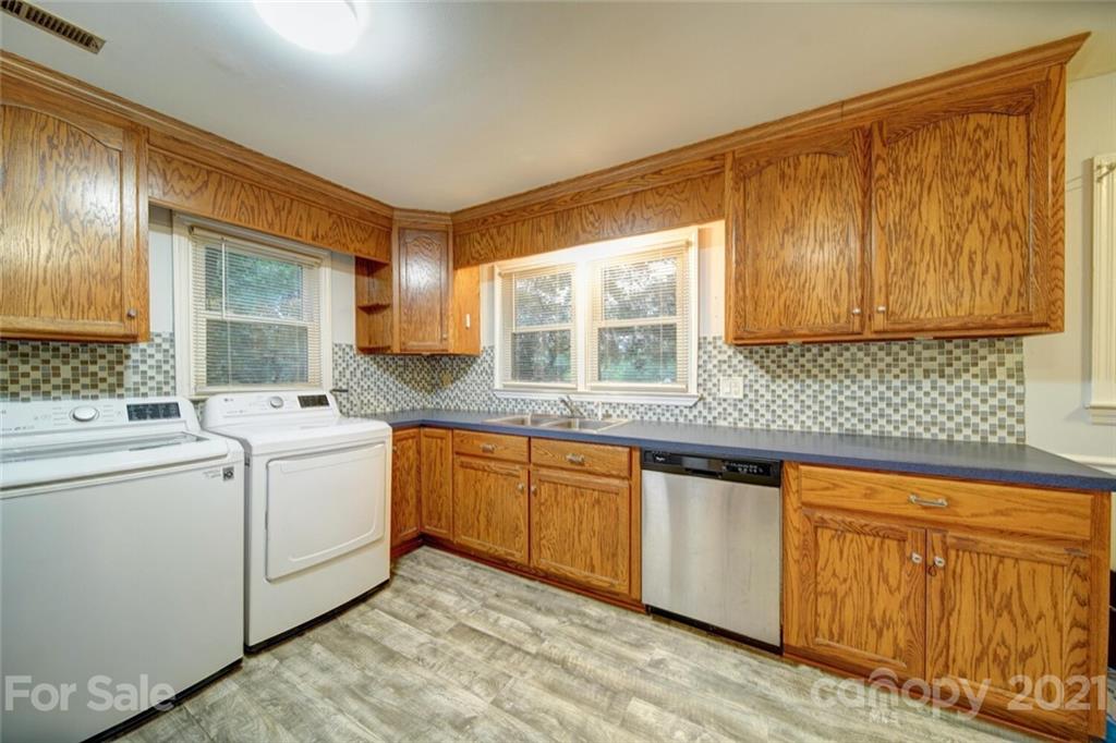701 North Rocky River Road Monroe, NC 28110 - Photo 10 of 24 Gallery Image 10