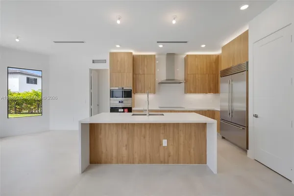 $15,000 | 19670 Northeast 14th Court, Unit 19670, Miami, FL 33179