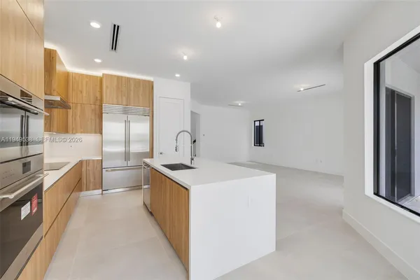 $15,000 | 19670 Northeast 14th Court, Unit 19670, Miami, FL 33179