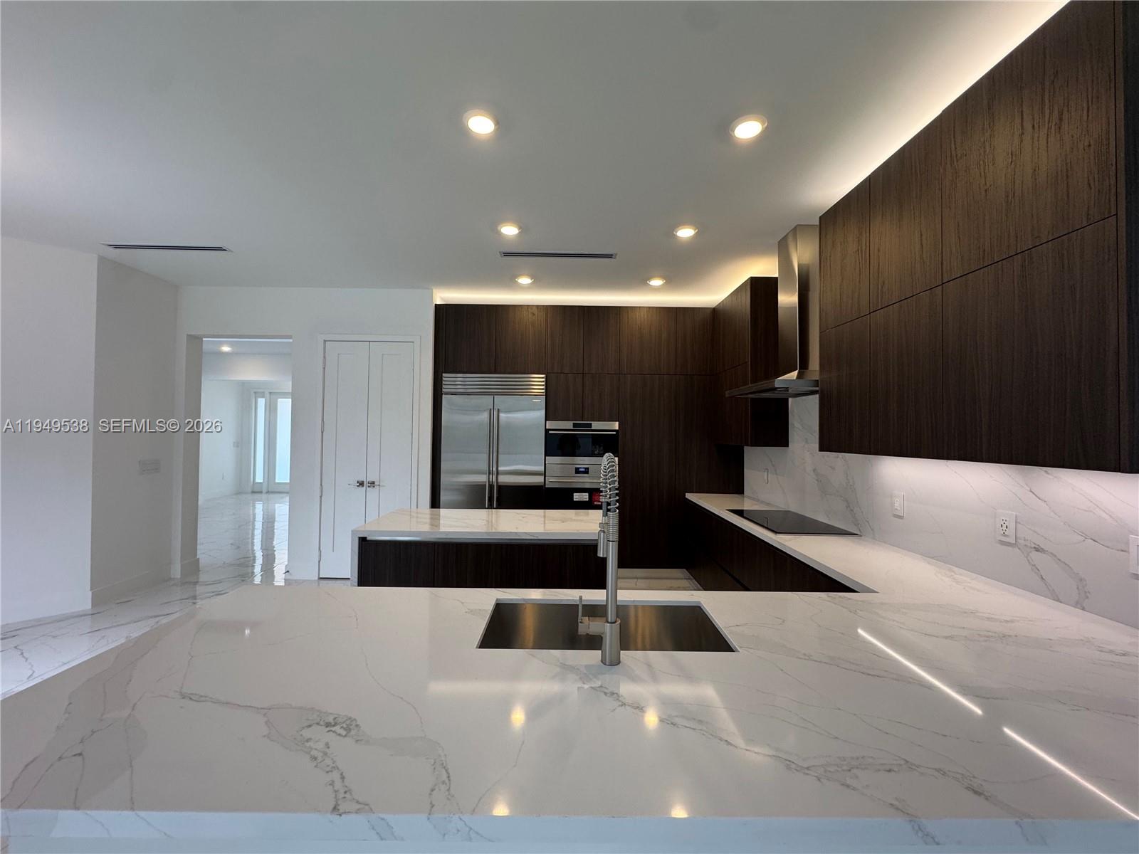 19670 Northeast 14th Court, Unit 19670 Miami, FL 33179 - Photo 15 of 95