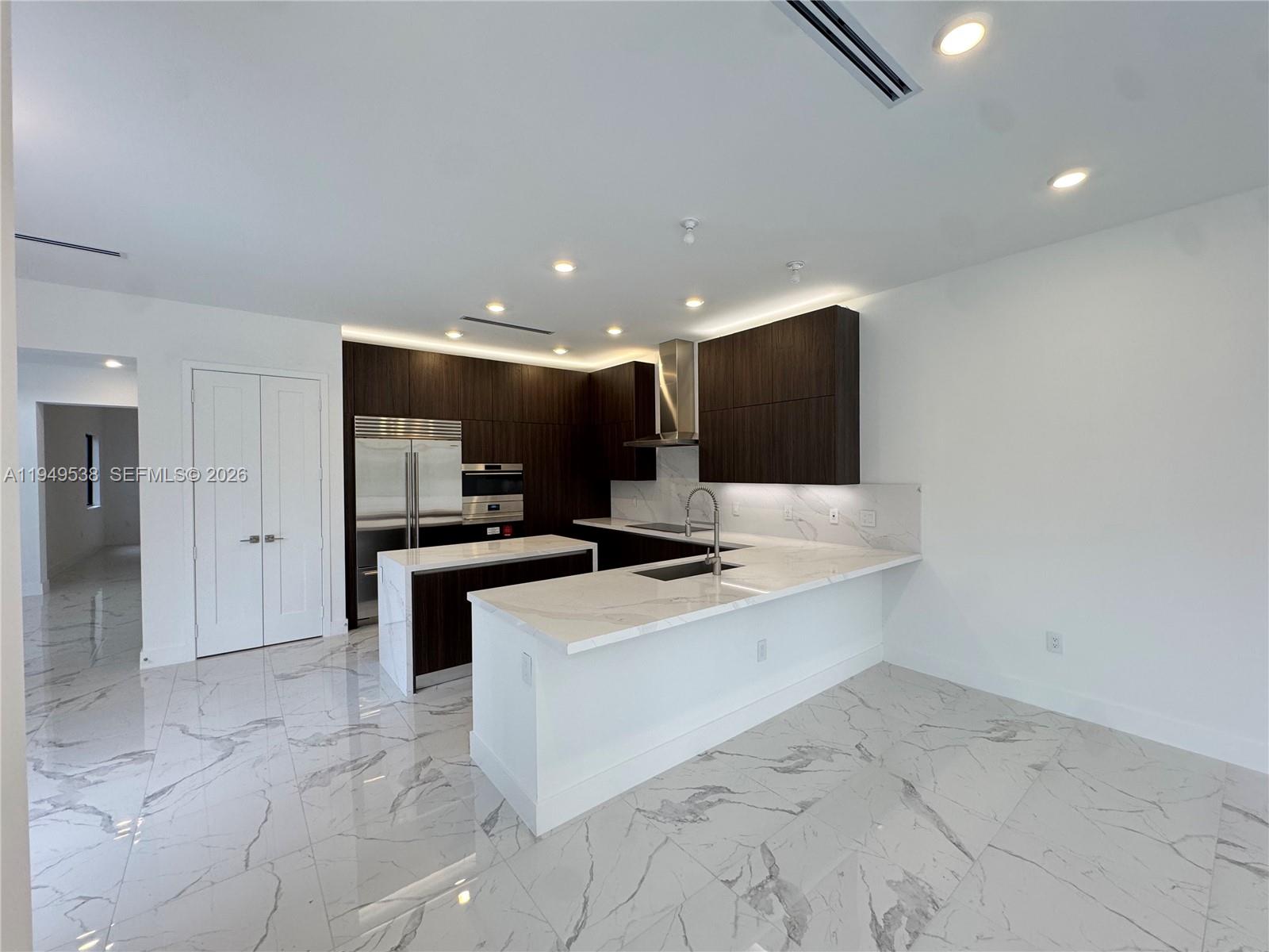 19670 Northeast 14th Court, Unit 19670 Miami, FL 33179 - Photo 17 of 95