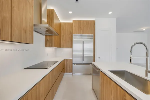 $15,000 | 19670 Northeast 14th Court, Unit 19670, Miami, FL 33179