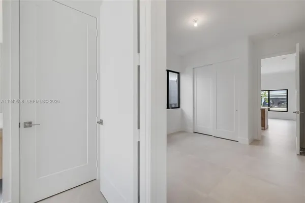 $15,000 | 19670 Northeast 14th Court, Unit 19670, Miami, FL 33179