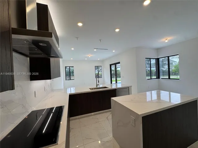 $19,000 | 19670 Northeast 14th Court, Unit 19670, Miami, FL 33179