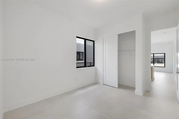 $15,000 | 19670 Northeast 14th Court, Unit 19670, Miami, FL 33179