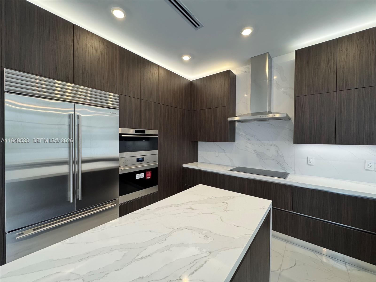 19670 Northeast 14th Court, Unit 19670 Miami, FL 33179 - Photo 27 of 95