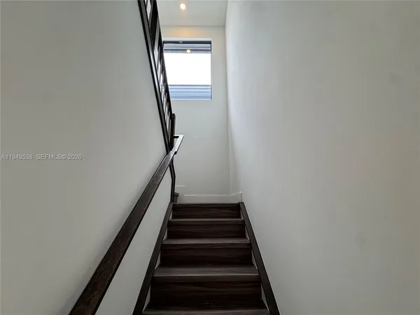 $15,000 | 19670 Northeast 14th Court, Unit 19670, Miami, FL 33179