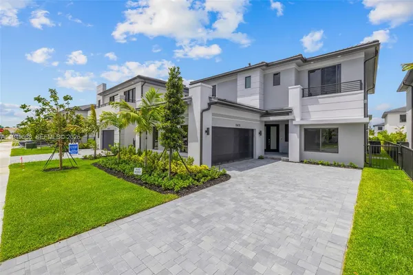 $15,000 | 19670 Northeast 14th Court, Unit 19670, Miami, FL 33179