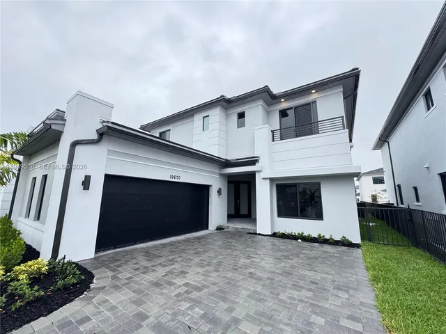 $19,000 | 19670 Northeast 14th Court, Unit 19670, Miami, FL 33179