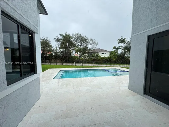 $19,000 | 19670 Northeast 14th Court, Unit 19670, Miami, FL 33179
