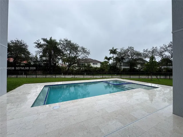 $19,000 | 19670 Northeast 14th Court, Unit 19670, Miami, FL 33179
