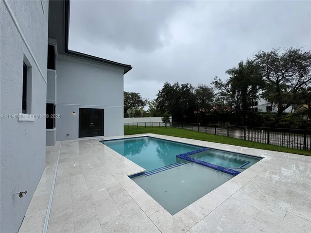 $19,000 | 19670 Northeast 14th Court, Unit 19670, Miami, FL 33179