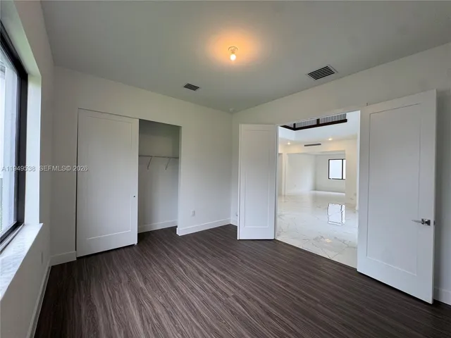 $19,000 | 19670 Northeast 14th Court, Unit 19670, Miami, FL 33179