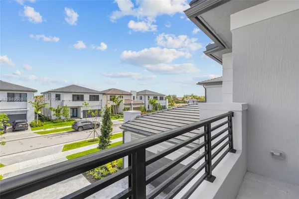 $15,000 | 19670 Northeast 14th Court, Unit 19670, Miami, FL 33179