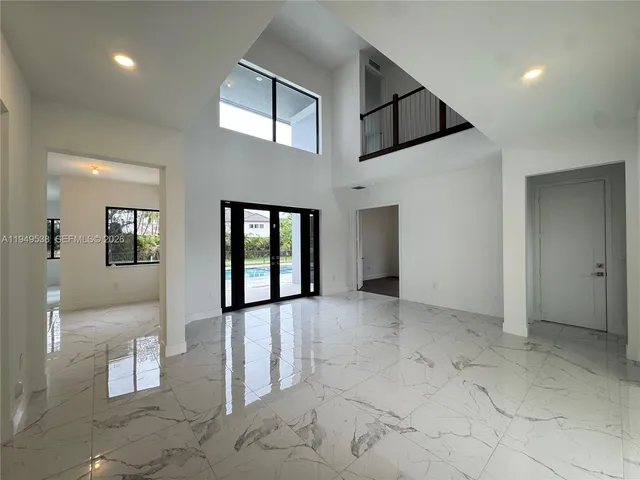 $19,000 | 19670 Northeast 14th Court, Unit 19670, Miami, FL 33179