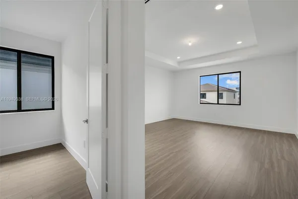 $15,000 | 19670 Northeast 14th Court, Unit 19670, Miami, FL 33179