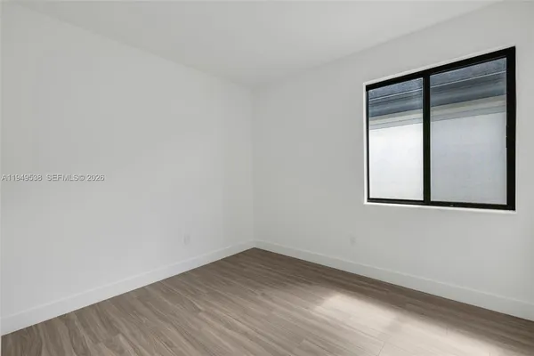 $15,000 | 19670 Northeast 14th Court, Unit 19670, Miami, FL 33179