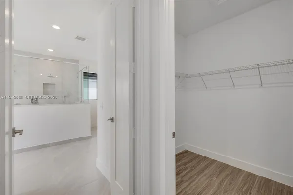 $15,000 | 19670 Northeast 14th Court, Unit 19670, Miami, FL 33179