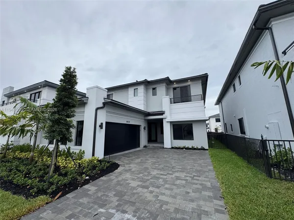 $15,000 | 19670 Northeast 14th Court, Unit 19670, Miami, FL 33179