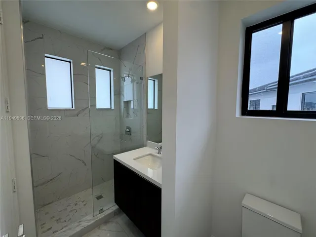 $19,000 | 19670 Northeast 14th Court, Unit 19670, Miami, FL 33179