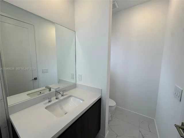 $19,000 | 19670 Northeast 14th Court, Unit 19670, Miami, FL 33179