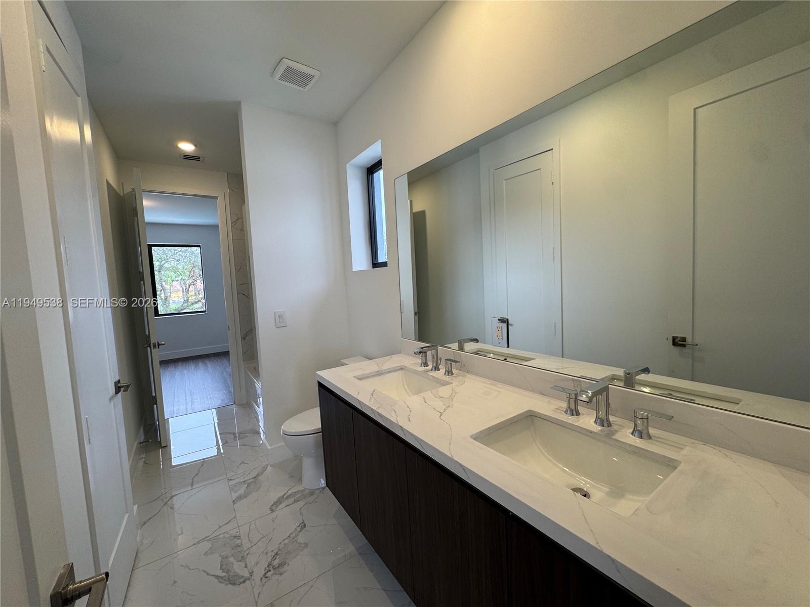 19670 Northeast 14th Court, Unit 19670 Miami, FL 33179 - Photo 86 of 95