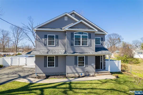 $799,000 | 1718 4th, Piscataway, NJ 08854