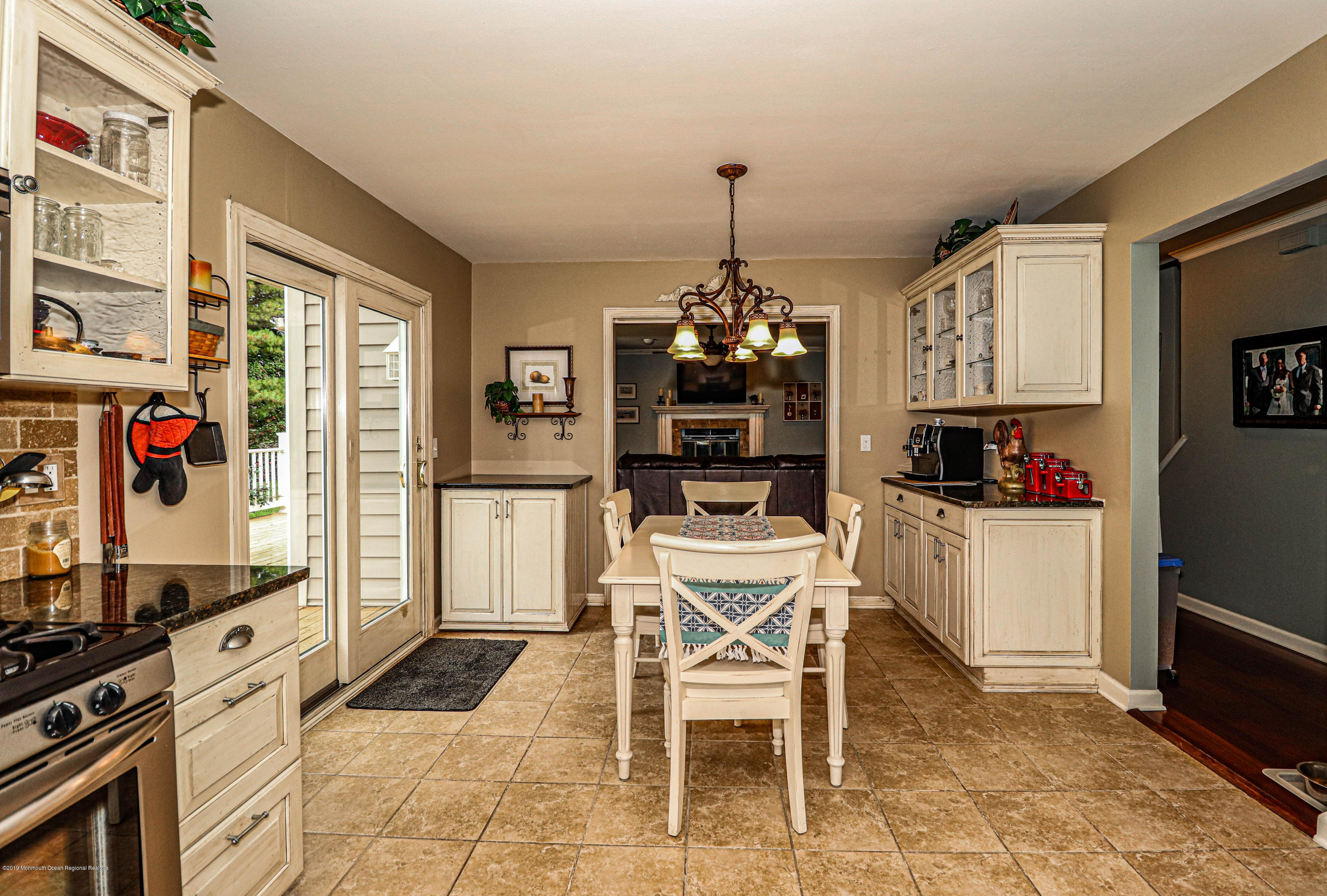 181 Brandon Road Manchester Township, NJ 08759 - Photo 11 of 37 Kitchen 4