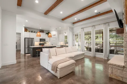 $625,000 | 22212 Briarcliff Drive, Spicewood, TX 78669