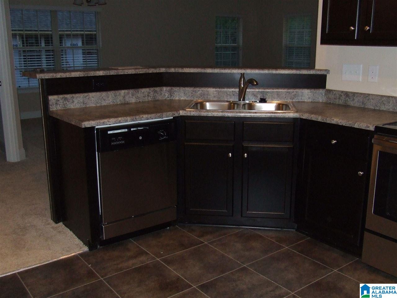 352 Vincent Street Alabaster, AL 35007 - Photo 12 of 21
