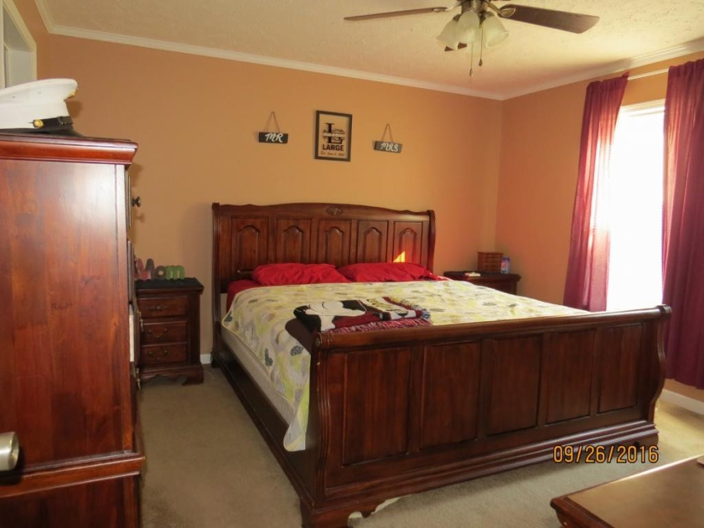 3630 Stone Mountain Road Coeburn, VA 24230 - Photo 17 of 36 Master Bedroom