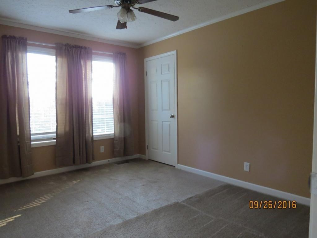 3630 Stone Mountain Road Coeburn, VA 24230 - Photo 23 of 36 2nd Bedroom