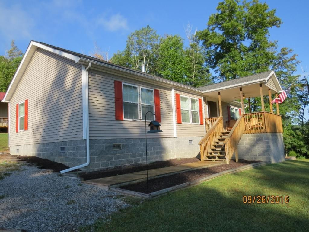 3630 Stone Mountain Road Coeburn, VA 24230 - Photo 3 of 36 Photo 3