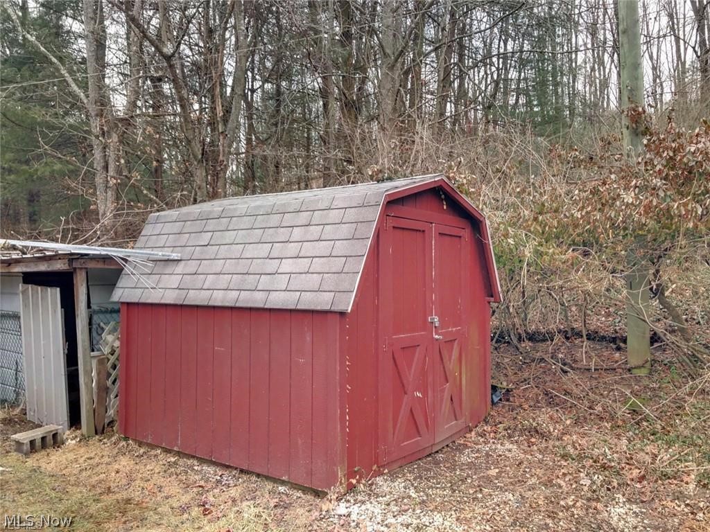 5916 Middle Run Road Dover, OH 44622 - Photo 20 of 35 Gallery Image 20