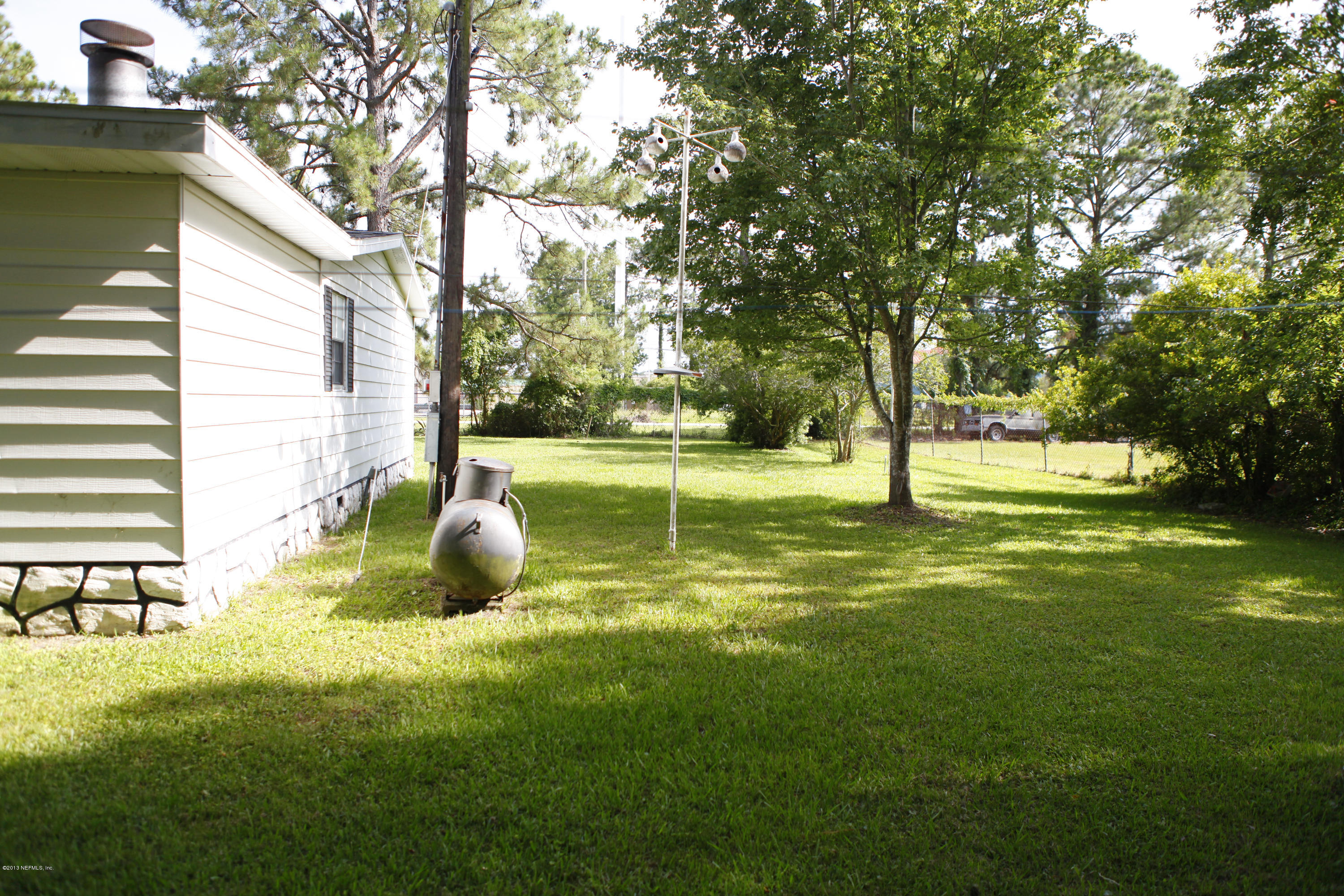 13715 Fario Road Jacksonville, FL 32224 - Photo 24 of 30 Side Yard