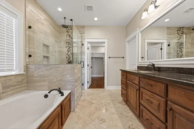 $465,000 | 912 Roberts Street, East Bernard, TX 77435