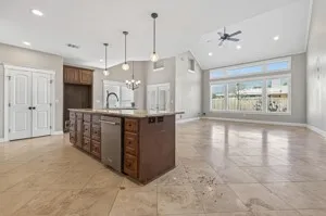 $465,000 | 912 Roberts Street, East Bernard, TX 77435