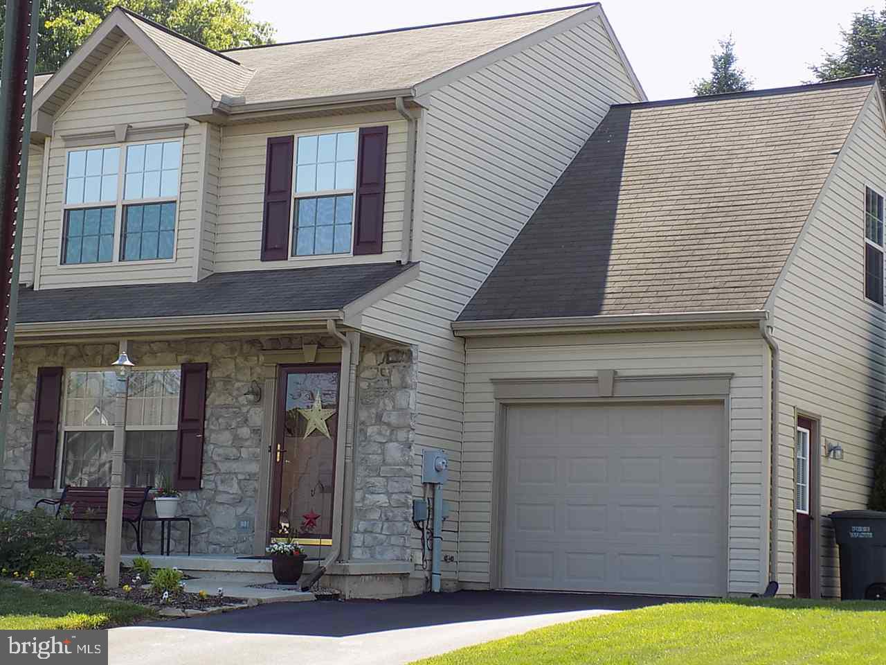 1757 Rocky Road Dover, PA 17315 - Photo 3 of 36 Gallery Image 3