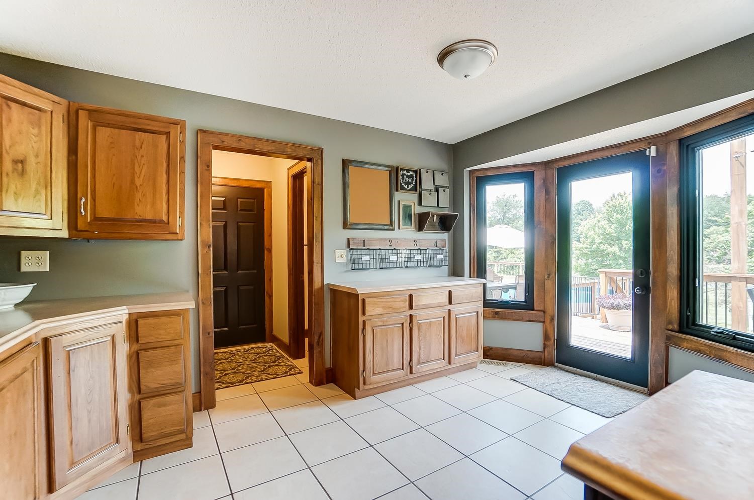 9511 Garman Road Leo, IN 46765 - Photo 9 of 36