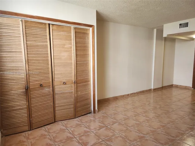 $1,500 | 1465 Northeast 123rd Street, Unit 806, North Miami, FL 33161