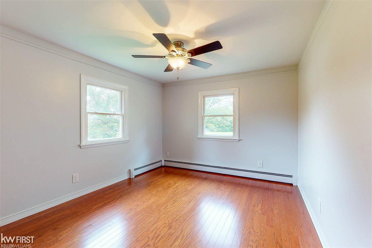 7486 Porter Road Grand Blanc, MI 48439 - Photo 27 of 70 50078147-26.JPG