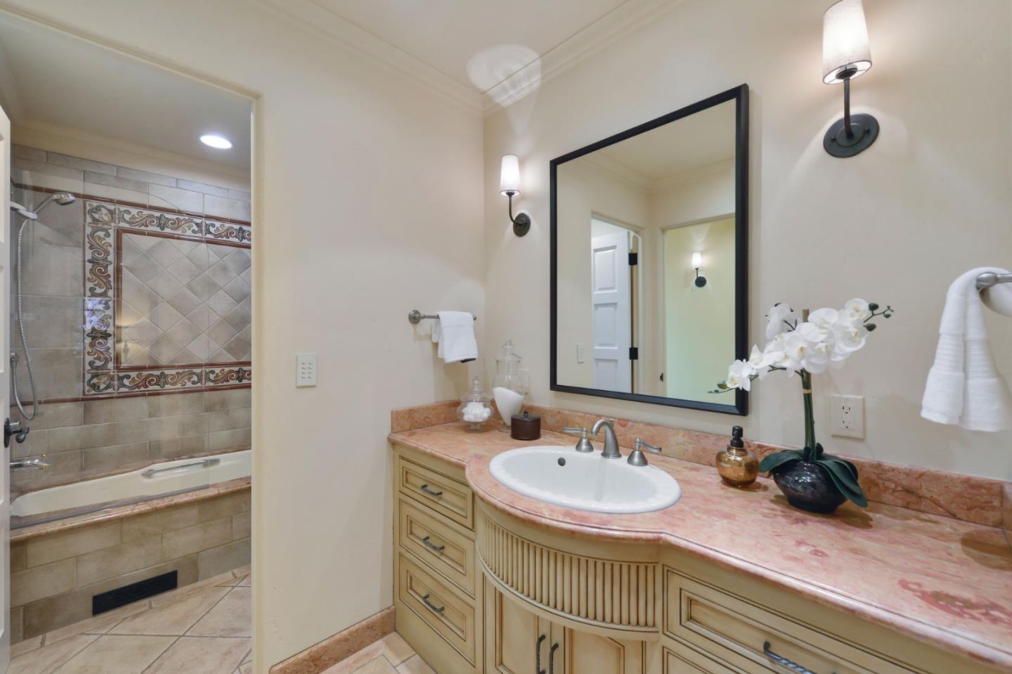 80 Crescent Drive Palo Alto, CA 94301 - Photo 16 of 34