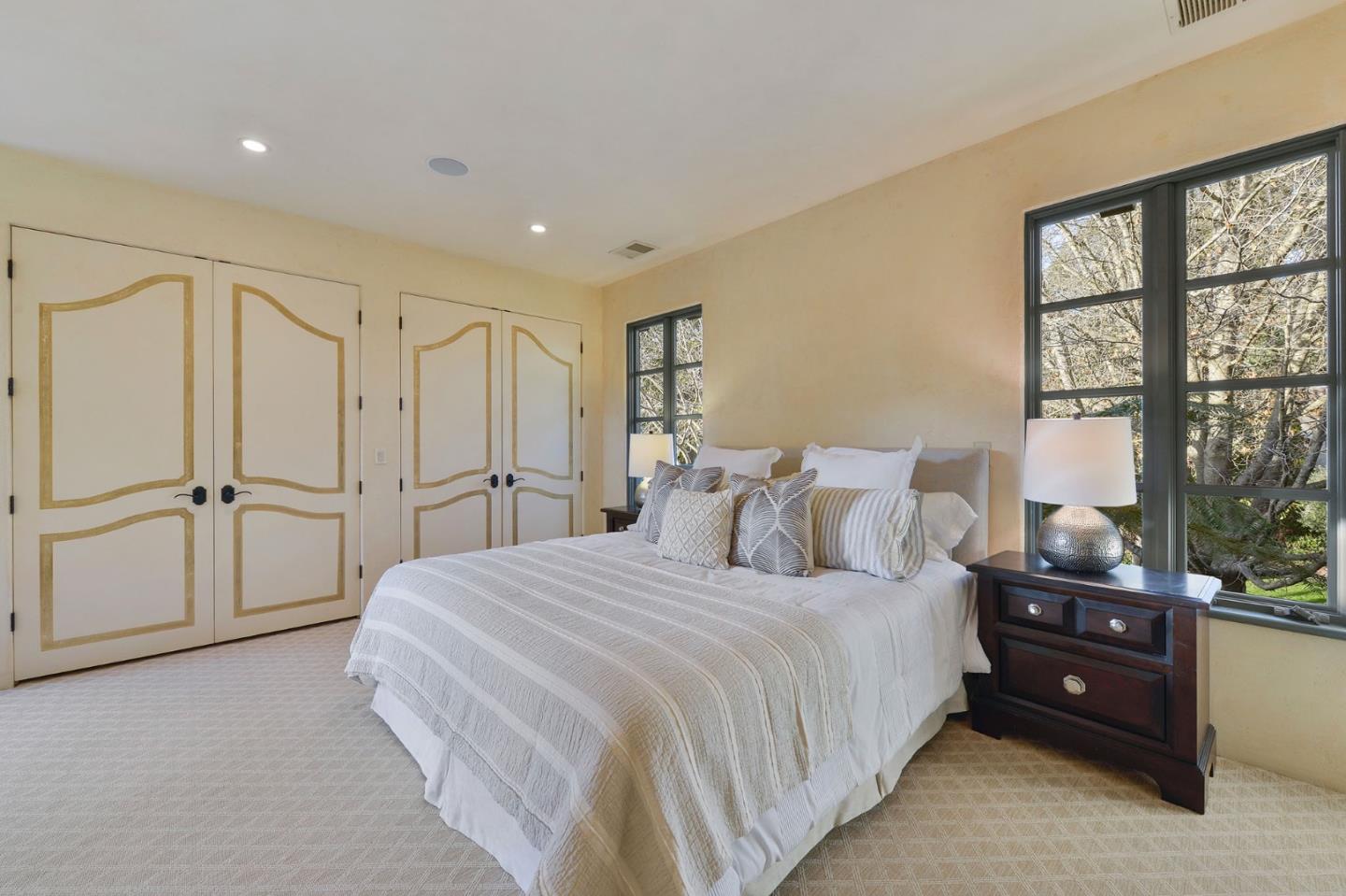 80 Crescent Drive Palo Alto, CA 94301 - Photo 22 of 34