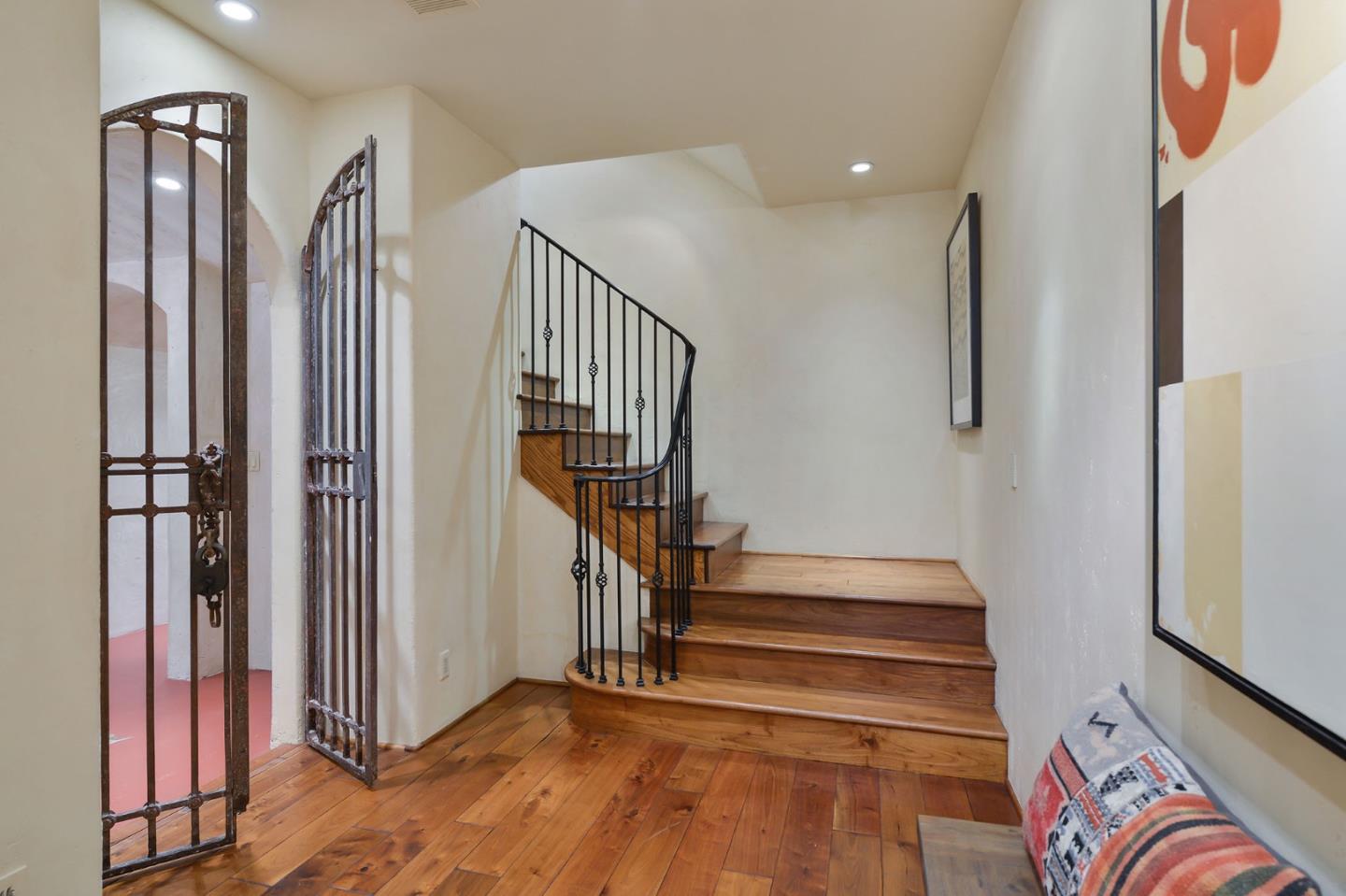 80 Crescent Drive Palo Alto, CA 94301 - Photo 24 of 34