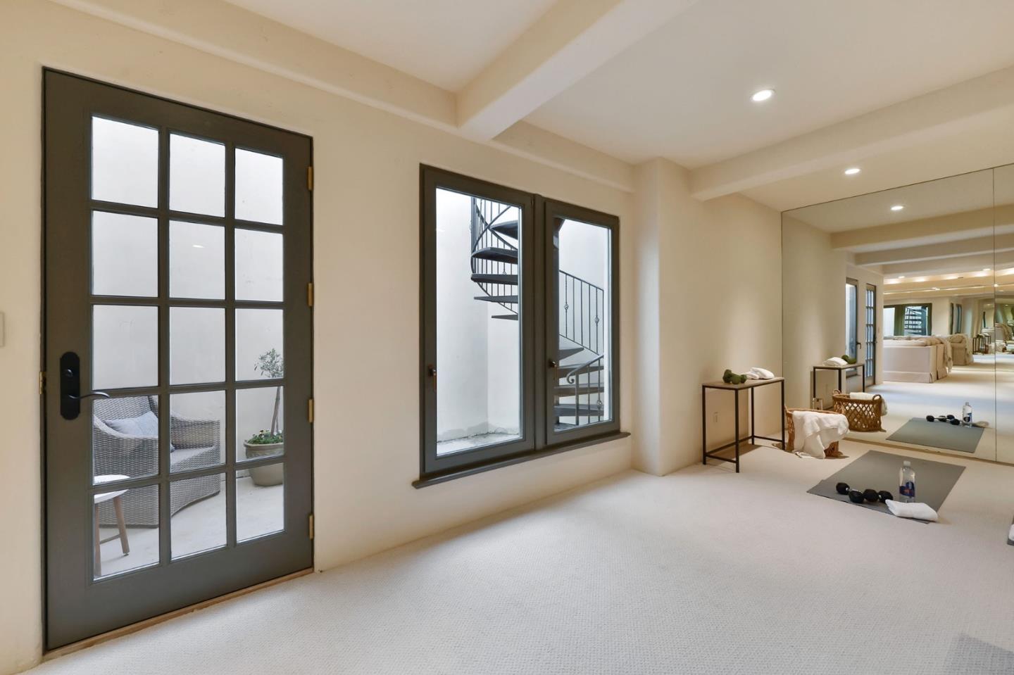 80 Crescent Drive Palo Alto, CA 94301 - Photo 28 of 34