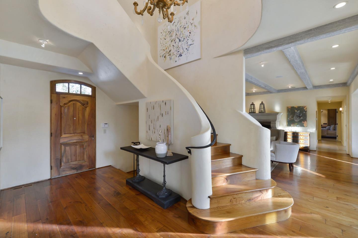 80 Crescent Drive Palo Alto, CA 94301 - Photo 3 of 34