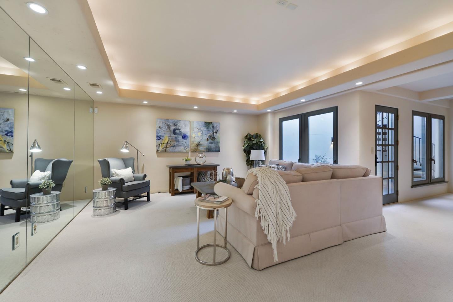 80 Crescent Drive Palo Alto, CA 94301 - Photo 32 of 34